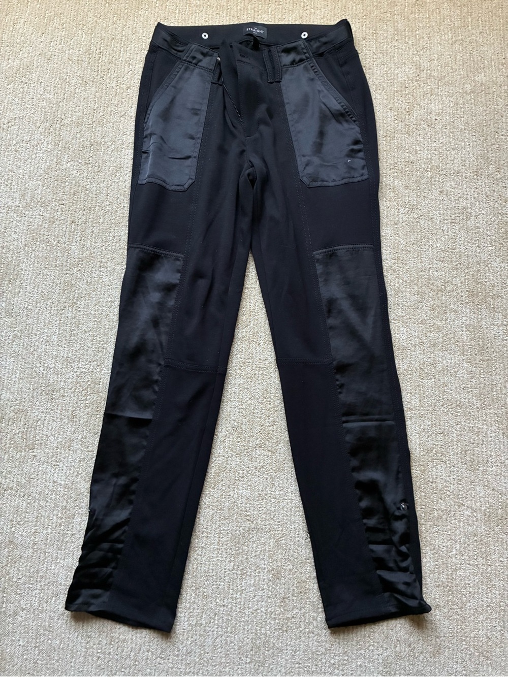 Black house, white market  - Women’s Black pedi pant